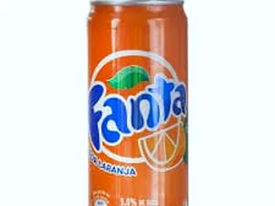 Fanta laranja lata — China Restaurante, Santarém/PA