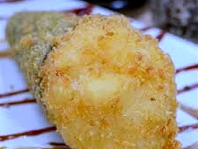 Hot temaki kani — China Restaurante, Santarém/PA